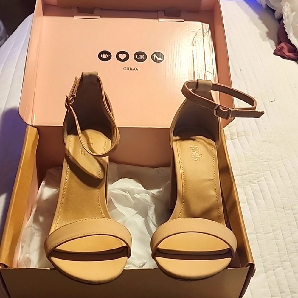 Charlotte Russe, sz 10 Nude